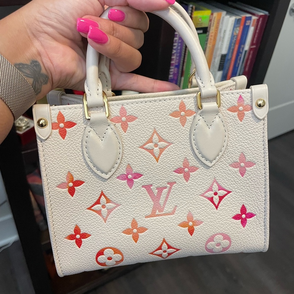 Louis Vuitton Mini Bag in Pink and Cream